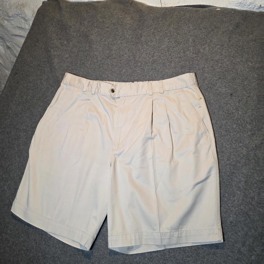 Bugle Boy Beige Chino Shorts Men's Flat Front Cotton Button Closure Pockets191
